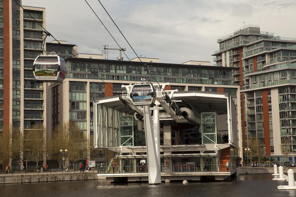 Апартаменти Royal Victoria Docks Лондон Екстер'єр фото