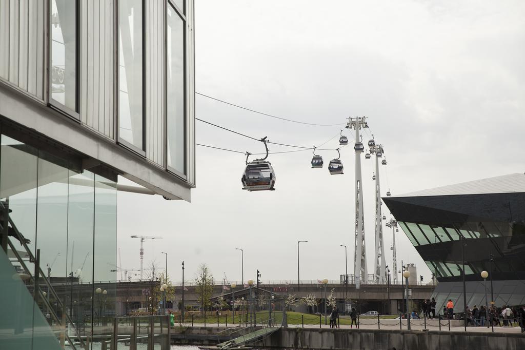 Апартаменти Royal Victoria Docks Лондон Екстер'єр фото