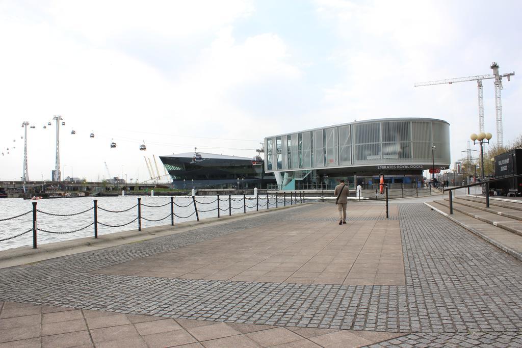 Апартаменти Royal Victoria Docks Лондон Екстер'єр фото